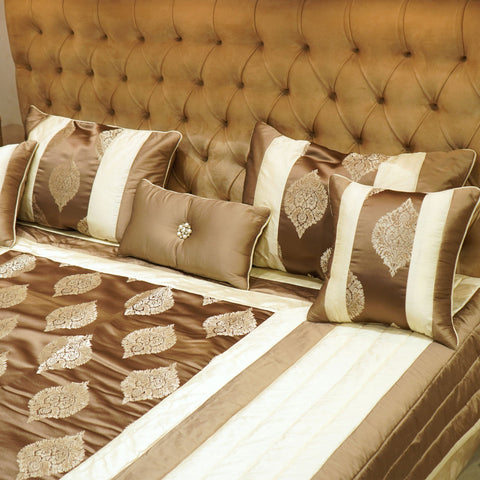 Maharaja Gold – Brocade Bedding Set