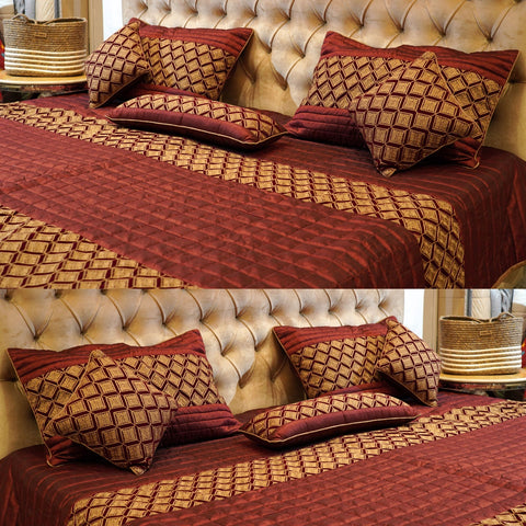 Crimson Heritage – Jacquard Bedding Set
